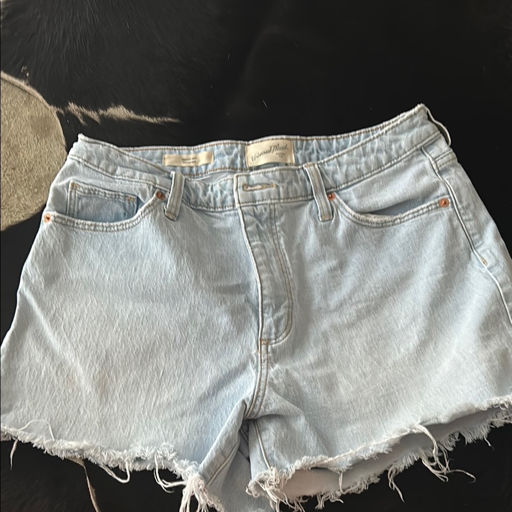 Universal Thread Blue Jean Shorts Distressed Cut-Off